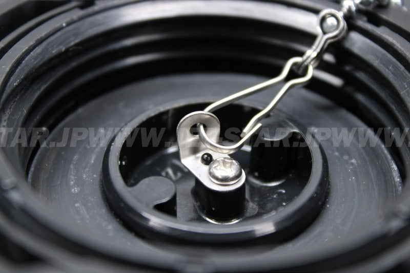 Used 51049-3726 CAP-TANK,FUEL  [K6239-18]