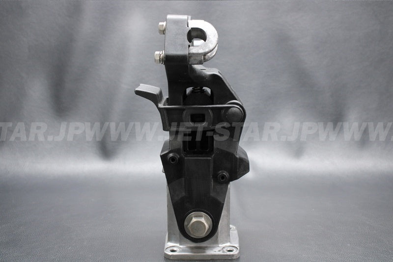 Used 46012-3730 HOLDER-HANDLE,LWR  [K6239-21]