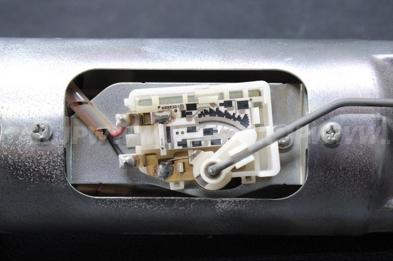 Used 49040-3719 PUMP-FUEL  [K6543-15]