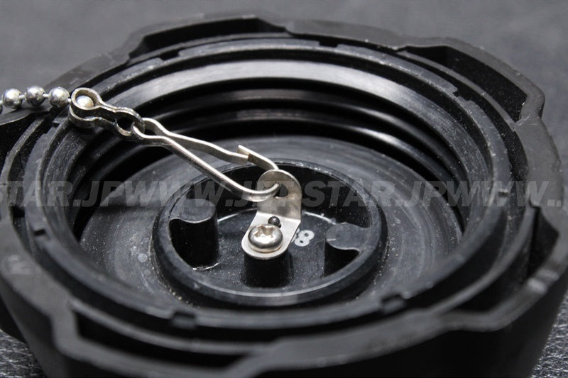 Used 51049-3726 CAP-TANK,FUEL  [K6543-16]
