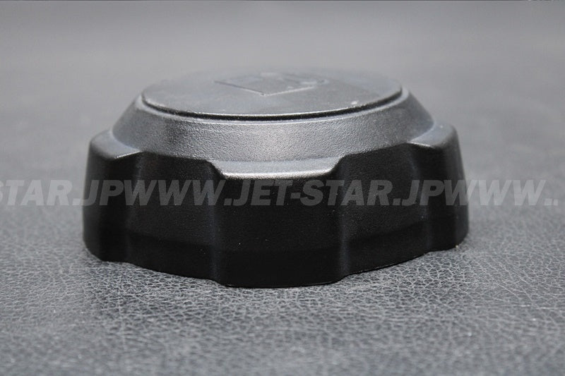 Used 51049-3726 CAP-TANK,FUEL  [K6543-16]