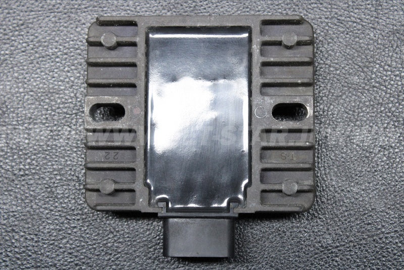 Used 21066-3718 REGULATOR-VOLTAGE  [K6838-15]