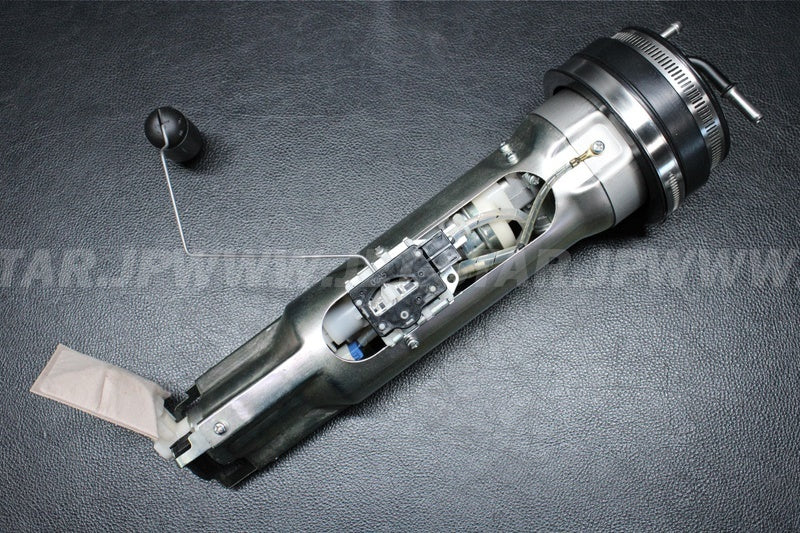 Used 49040-0748 PUMP-FUEL  [K6838-17]