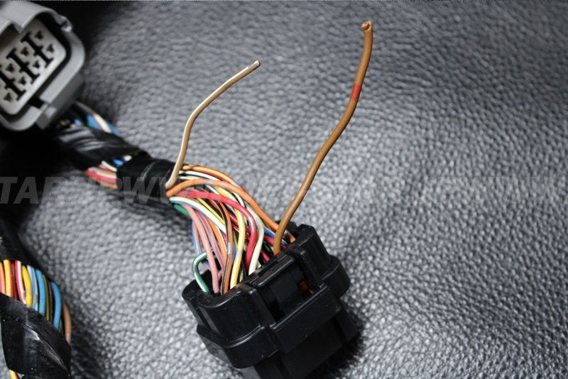 Used 26031-1698 HARNESS,MAIN  (WITH DEFECT) [K7874-12]