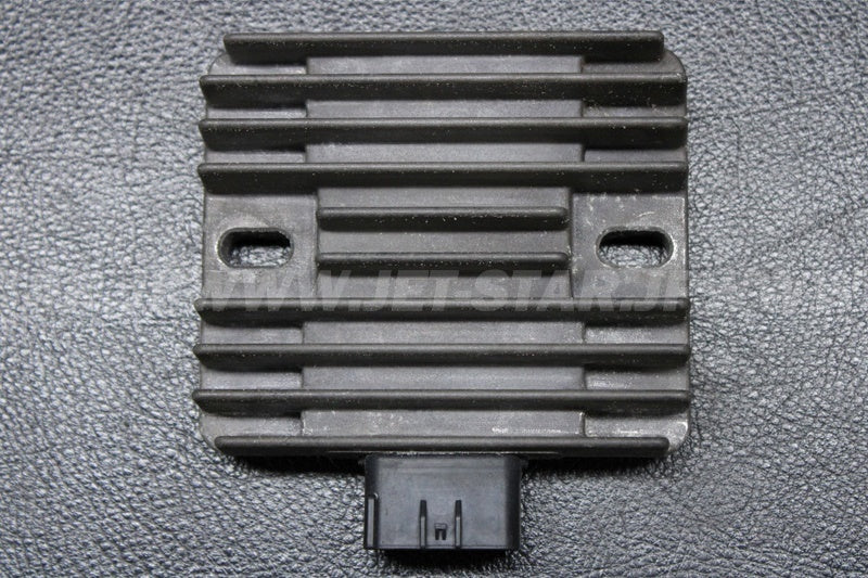 Used 21066-3718 REGULATOR-VOLTAGE  [K7874-17]