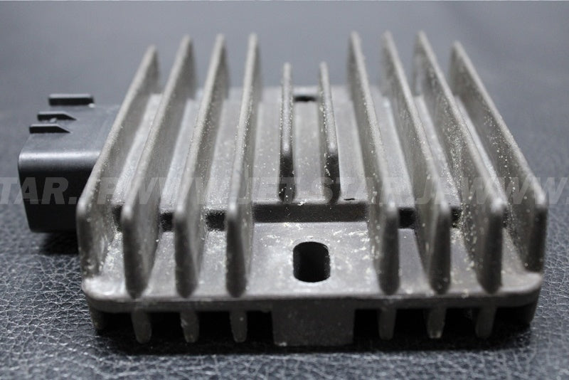 Used 21066-3718 REGULATOR-VOLTAGE  [K7874-17]