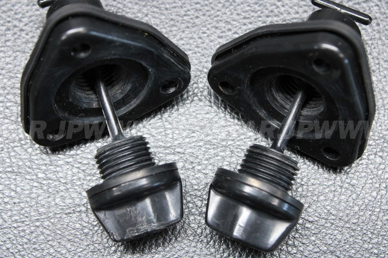 Used 13227-3721-6Z HOUSING,DRAIN PLUG  [K7874-24]