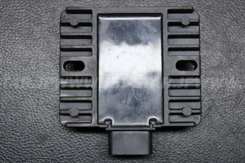 Used 21066-3718 REGULATOR-VOLTAGE  [K9187-10]