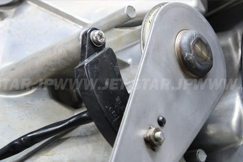 Used 39021-3714 BRACKET-HANDLE POLE  [K9517-17]