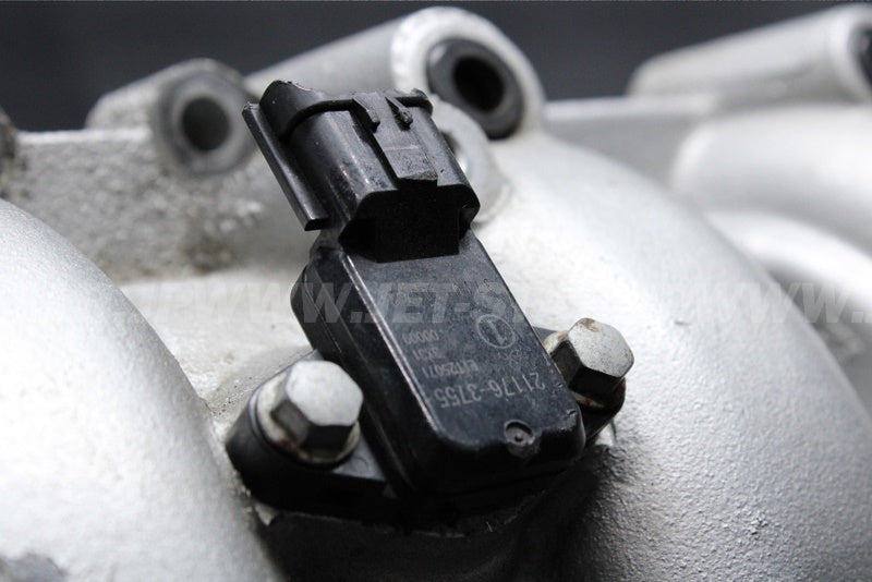 Used 59076-3729 MANIFOLD-INTAKE  [K9517-42]