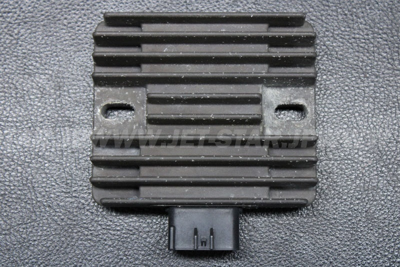 Used 21066-3718 REGULATOR-VOLTAGE  [K9803-18]