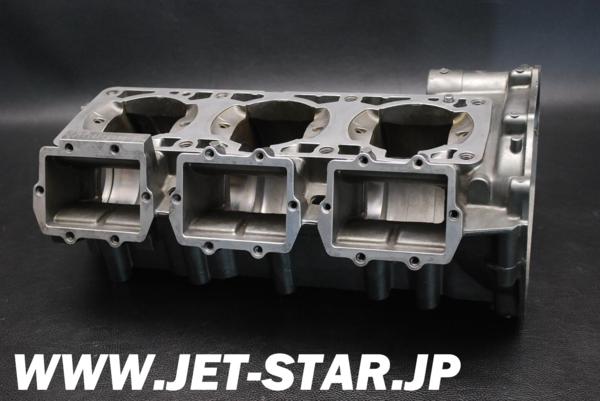 Used 14001-5373 SET-CRANKCASE (WITH DEFECT) [K986-001]