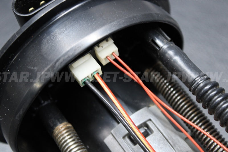 Used 275500779 FUEL PUMP ASS'Y (WITH DEFECT) [S0973-33]