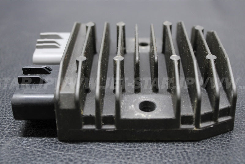 Used 710001103 VOLTAGE REGULATOR [S3862-21]