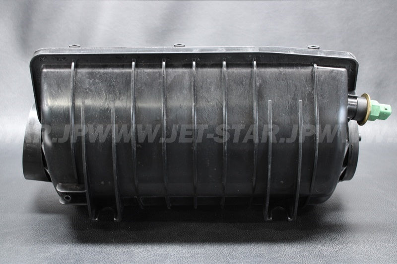 Used 420867951 AIR INTAKE MANIFOLD [S5539-04]