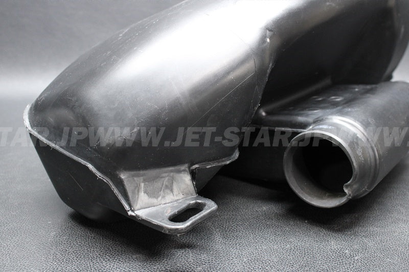Used 274001045 RH RESONATOR [S8558-27]