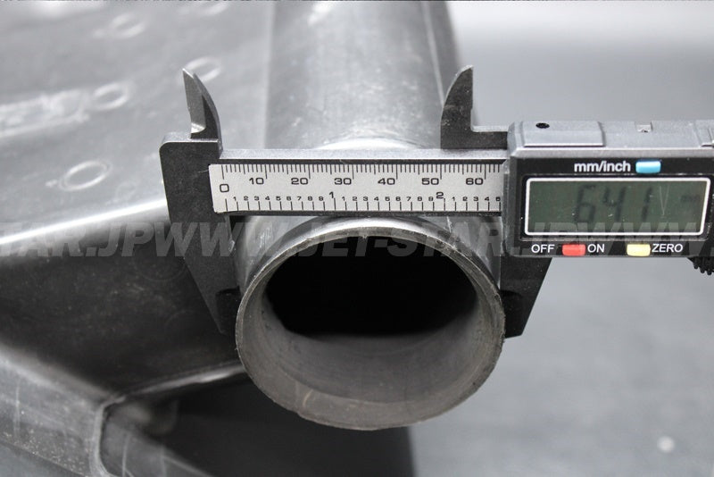 Used 274001045 RH RESONATOR [S8558-27]