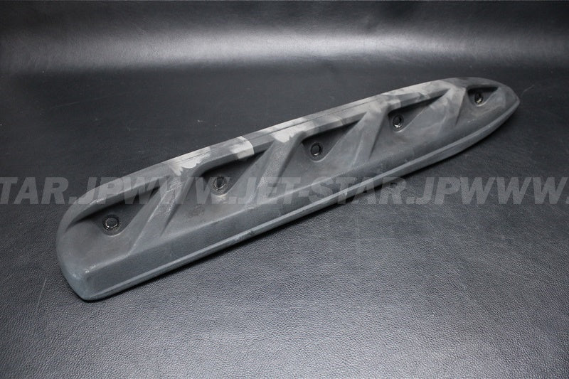 Used 292001878 RH SPONSON [S8558-39]