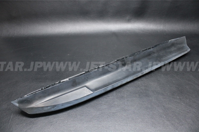 Used 292001878 RH SPONSON [S8558-39]