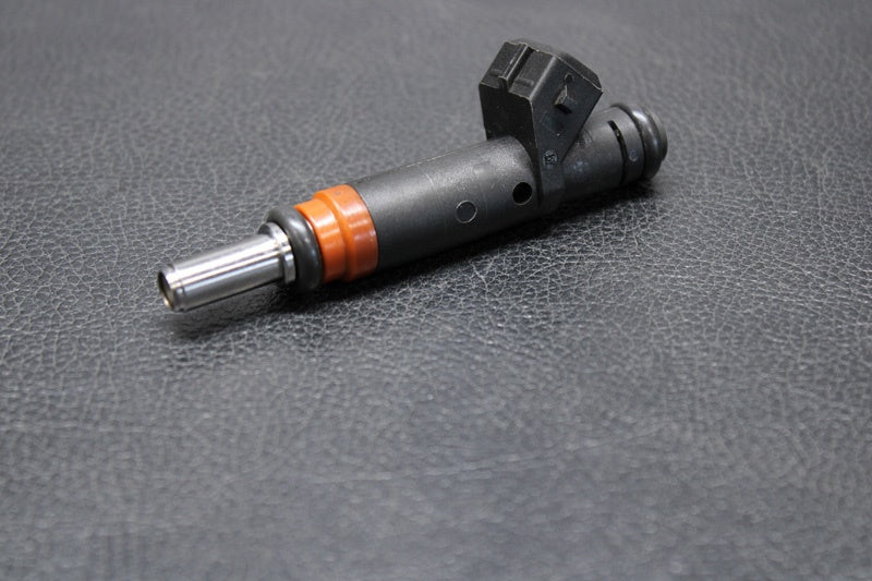 Used 420874520 INJECTOR [S8558-59]