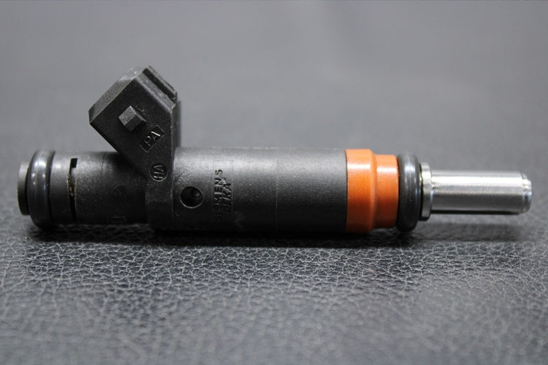 Used 420874520 INJECTOR [S8558-60]