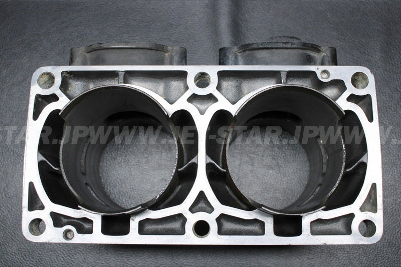 Used 61X-11311-00-94 CYLINDER 1 [X2205-02]