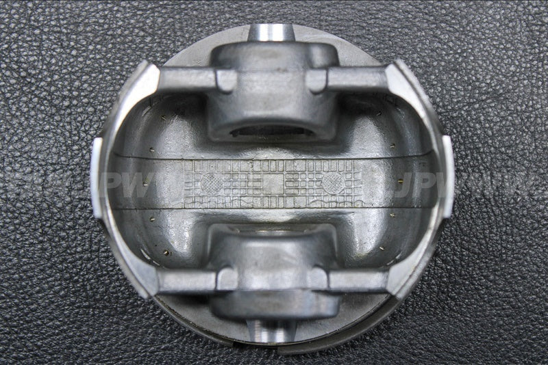 Used 13001-3737 PISTON-ENGINE  [X2205-38]
