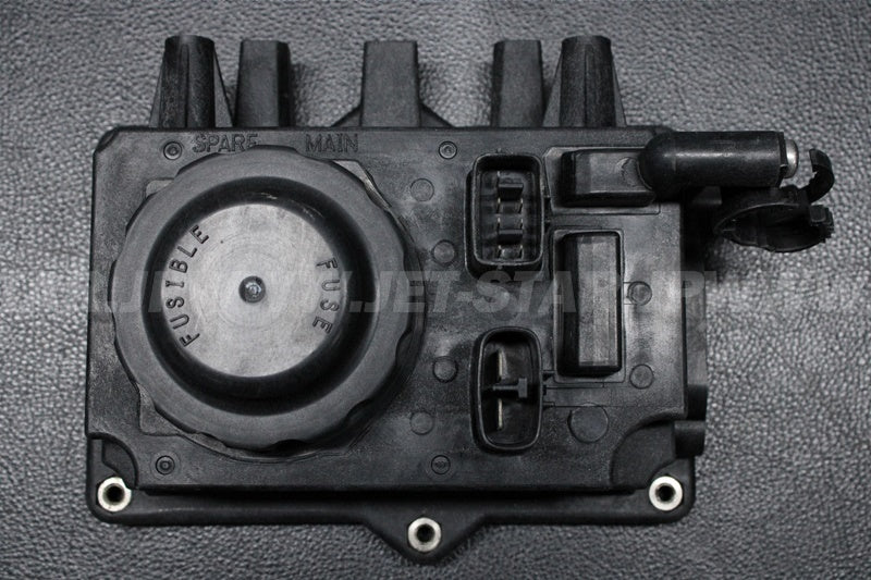 Used 6BH-82170-00-00 FUSE BOX ASSY [X2206-04]