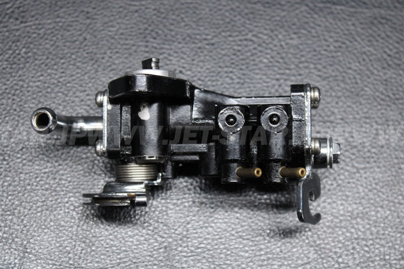 Used 66E-13200-02-00 OIL INJECTION PUMP ASSY [X2206-21]