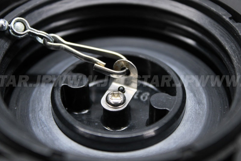 Used 51049-3726 CAP-TANK,FUEL  [X2209-18]