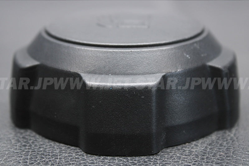 Used 51049-3726 CAP-TANK,FUEL  [X2209-18]