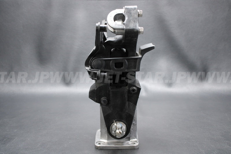 Used 46012-3730 HOLDER-HANDLE,LWR  [X2209-21]