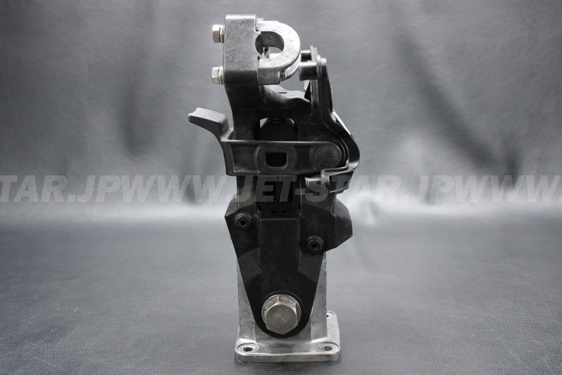 Used 46012-3730 HOLDER-HANDLE,LWR  [X2209-21]