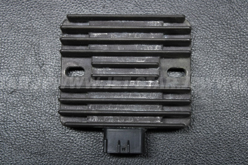 Used 21066-3718 REGULATOR-VOLTAGE  [X2210-15]