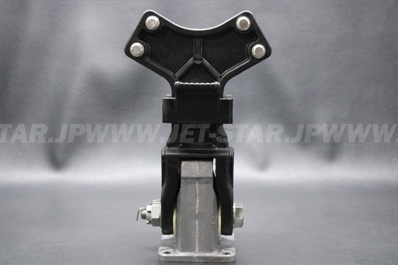 Used 46012-3730 HOLDER-HANDLE,LWR  [X2210-21]