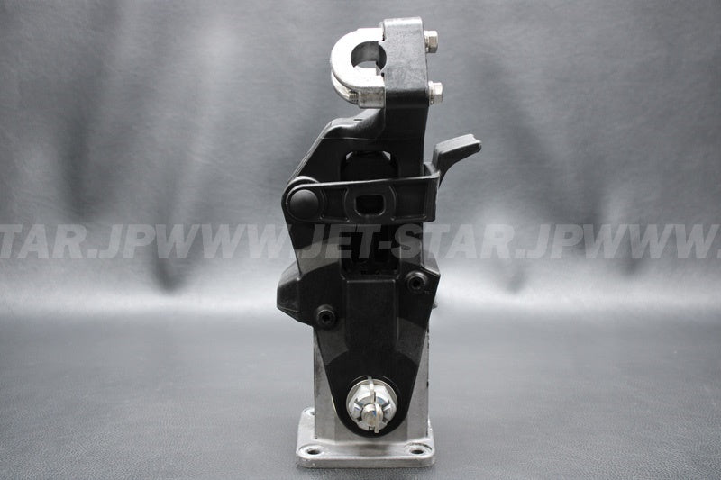 Used 46012-3730 HOLDER-HANDLE,LWR  [X2210-21]