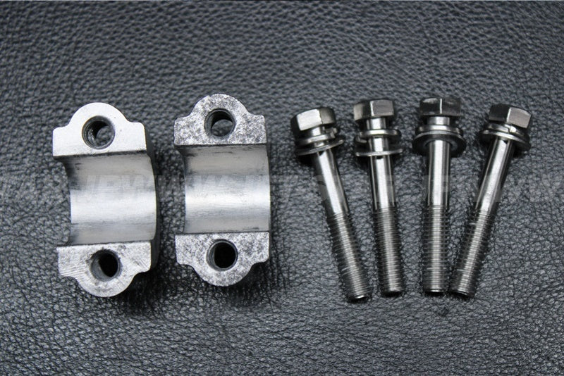 Used 46012-3730 HOLDER-HANDLE,LWR  [X2210-21]