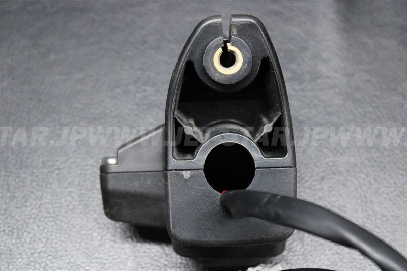 Used 39074-3729 LEVER-ASSY-THROTTLE  [X2210-23]