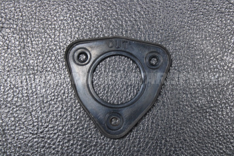 Used 13227-3721-6Z HOUSING,DRAIN PLUG  [X2210-25]