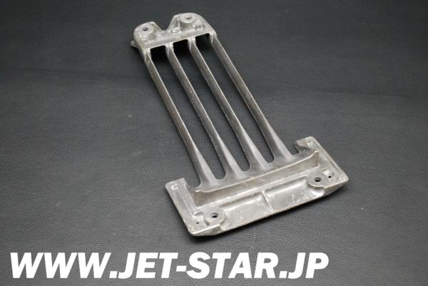 Used 67X-51333-00-94 SCREEN, INTAKE [X408-510]