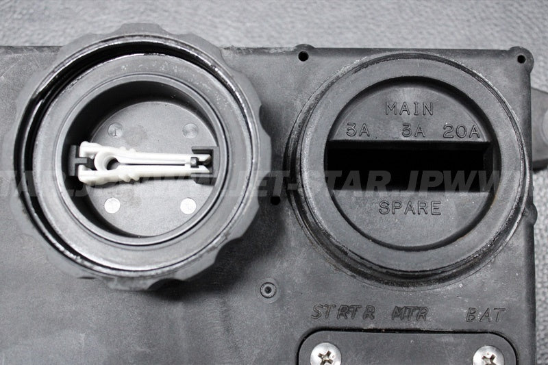 Used 6B6-8552A-00-00 HOUSING [Y0051-13]