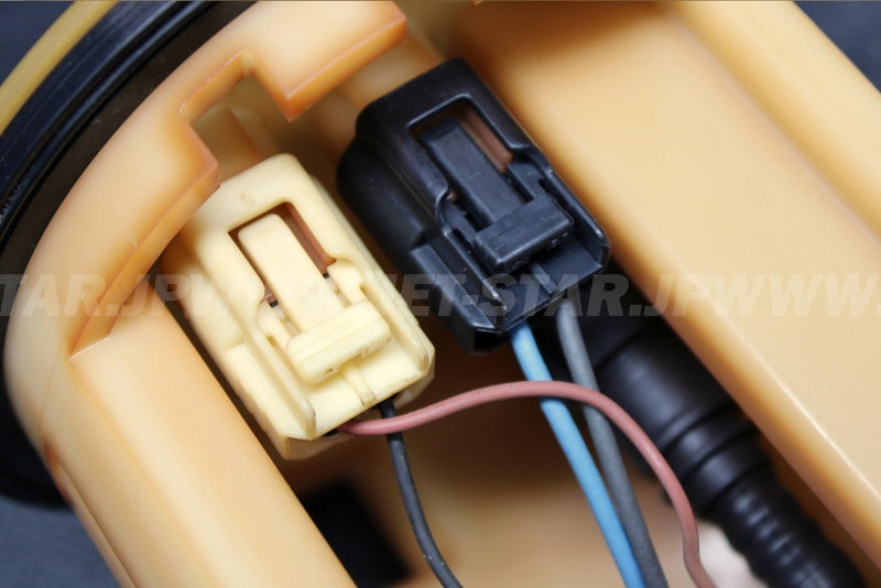Used 60E-13907-01 FUEL PUMP COMP [Y0051-24]