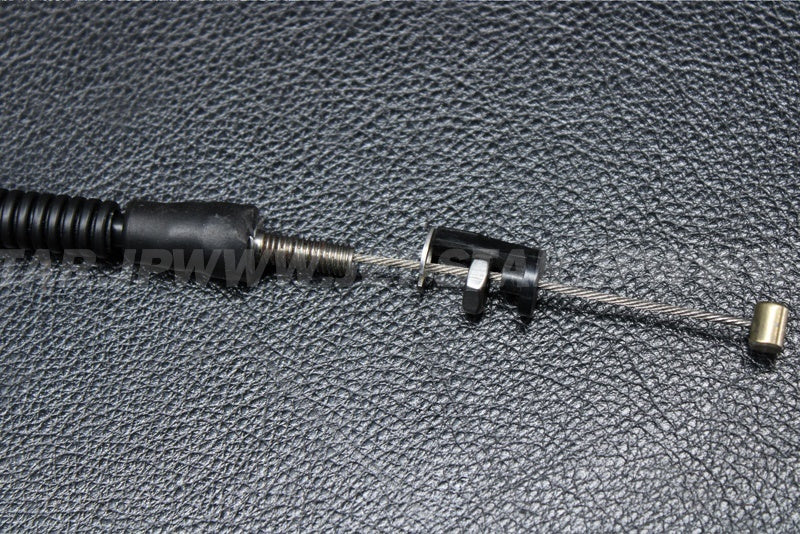Used 6B6-26311-11 CABLE, THROTTLE 1 [Y0051-55]