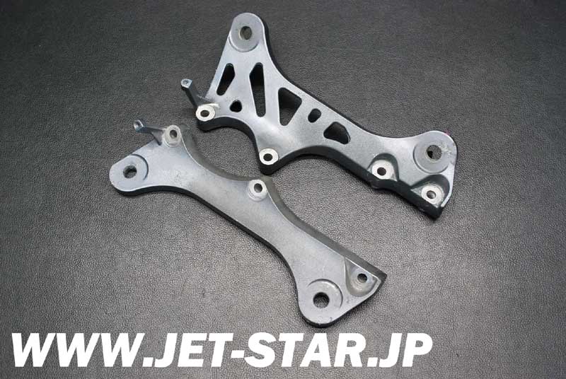 Used 6R7-21415-00-94 BRACKET, FRONT UPPER 1 [Y021-058]