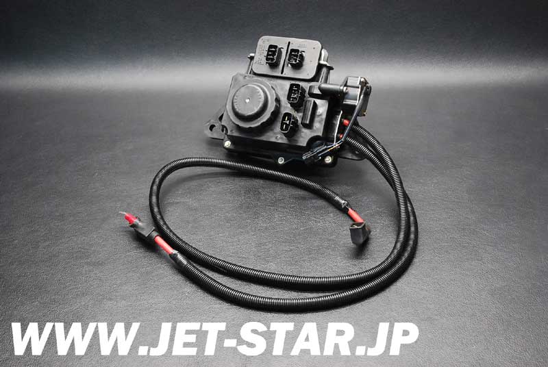 Used 6BU-82170-00-00 FUSE BOX ASSY [Y081-007]