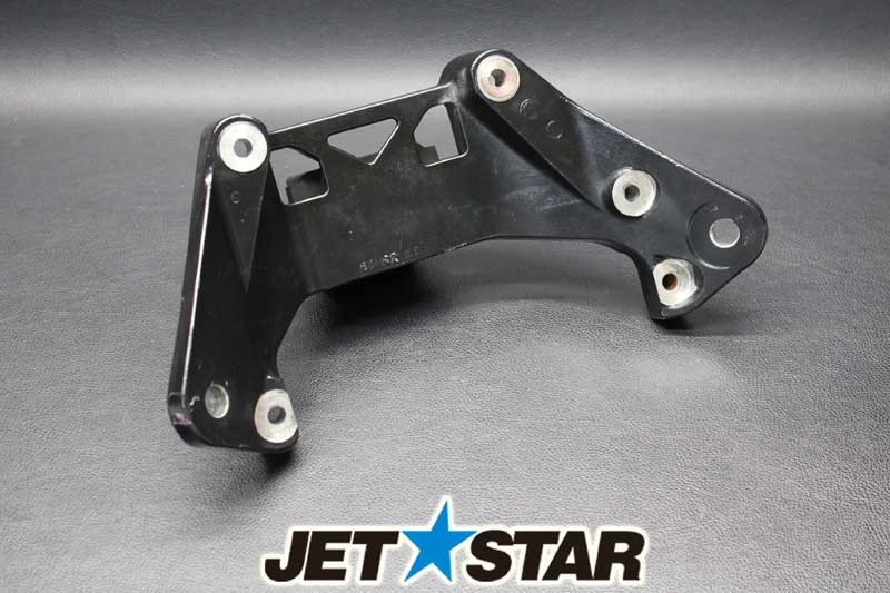 Used 63M-21415-03-00 BRACKET, FRONT UPPER 1 [Y287-066]