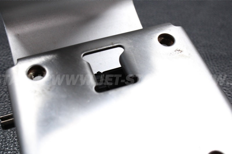 Used F1K-U515A-00-00 HINGE ASSY YMUS [Y3583-17]