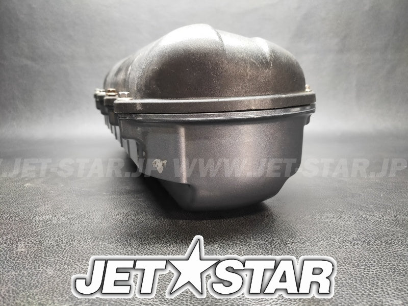 Used 65U-14284-00-4D COVER, CARBURETOR 2 [Y4424-16]