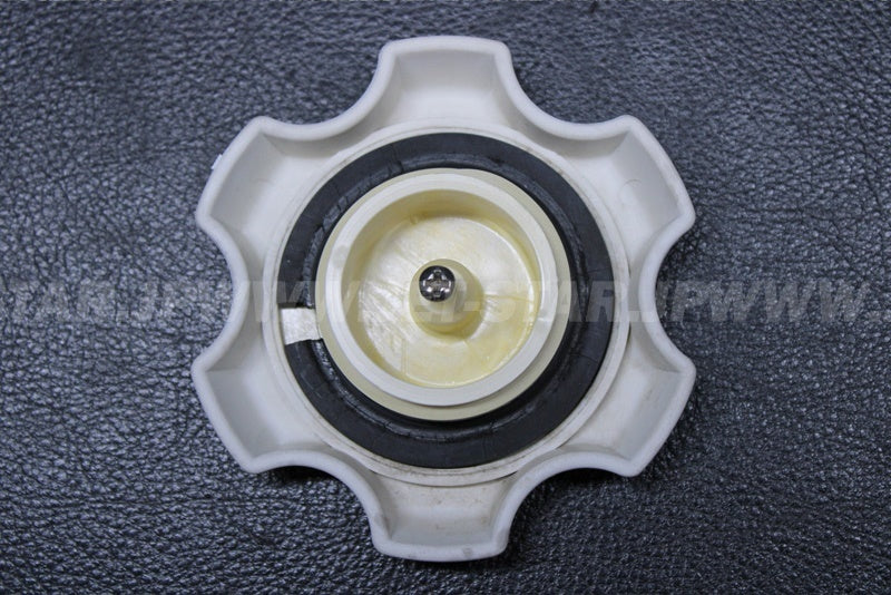 Used GP7-U7831-00-00 CAP, FUEL FILLER [Y4846-23]