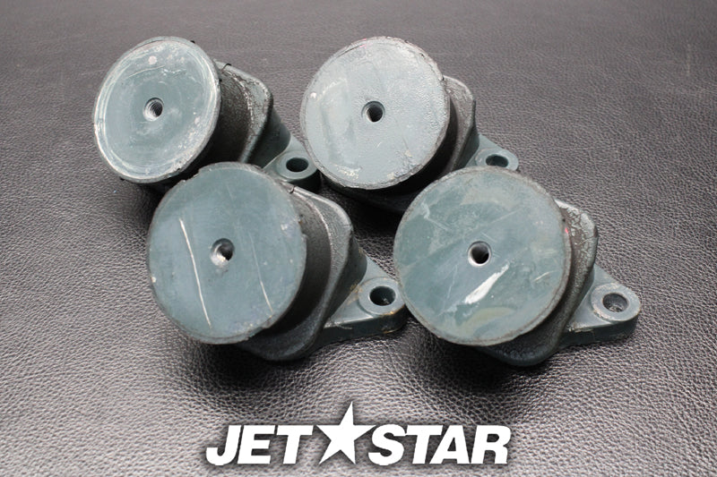 Used 6M6-44517-A2-94 MOUNT, RUBBER [Y499-012]